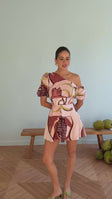 Video, Amada Dress - Les Vacances
