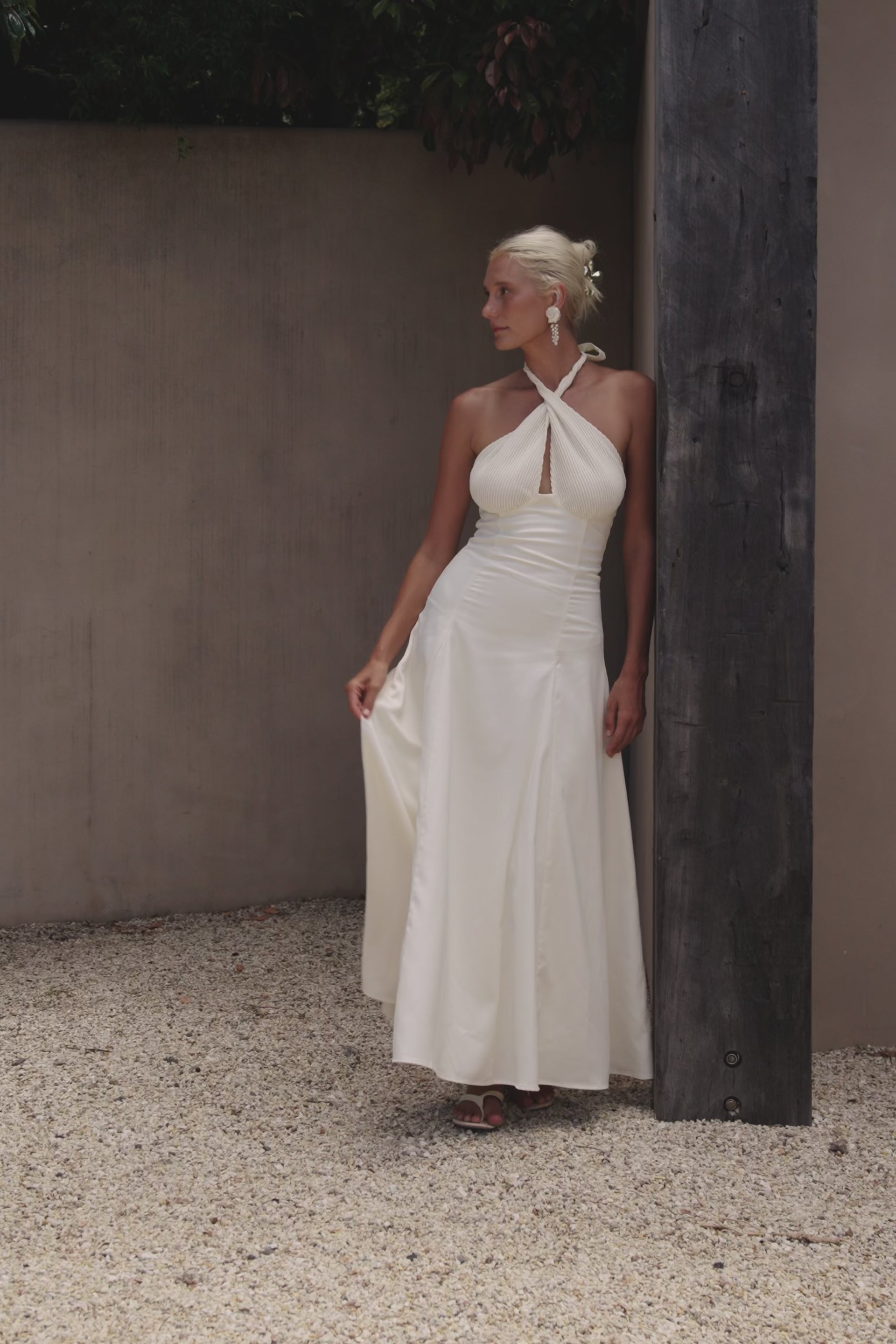 fitted lace wedding dress Cream Pleated Halter Maxi Blaire Skirt XS